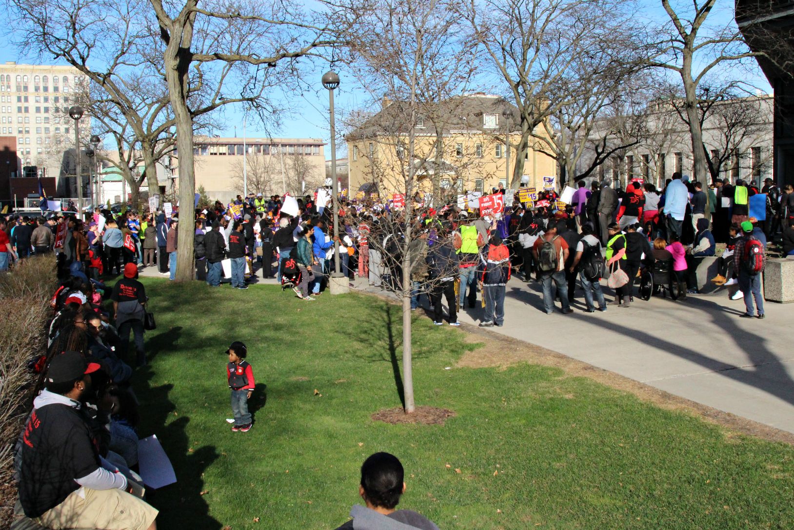 D15 minimum wage protest on campus